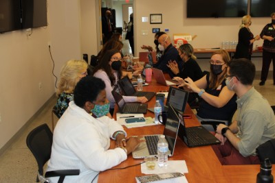 Attendee introductions during speed networking